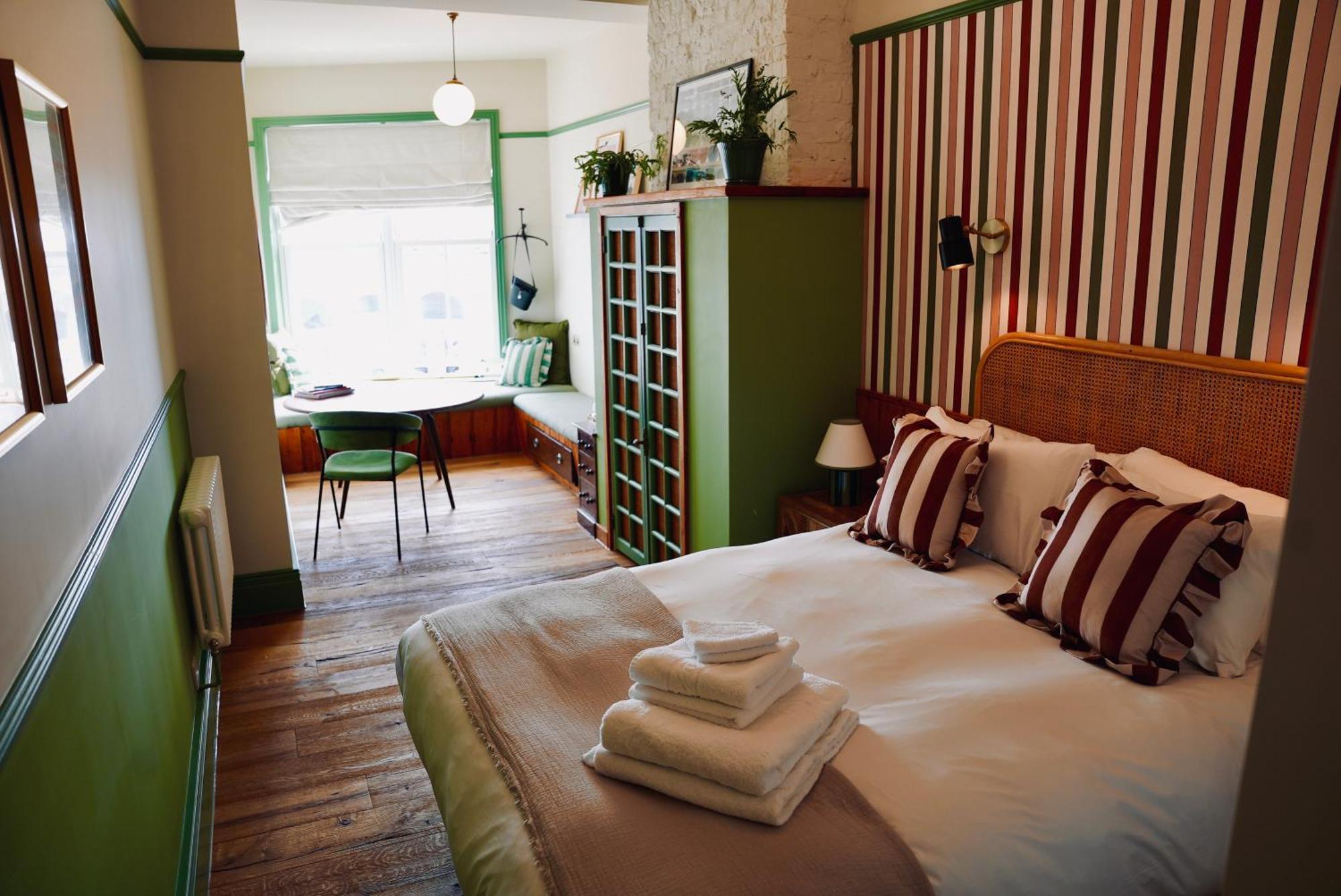 The London & Paris Hotel Folkestone Eksteriør billede