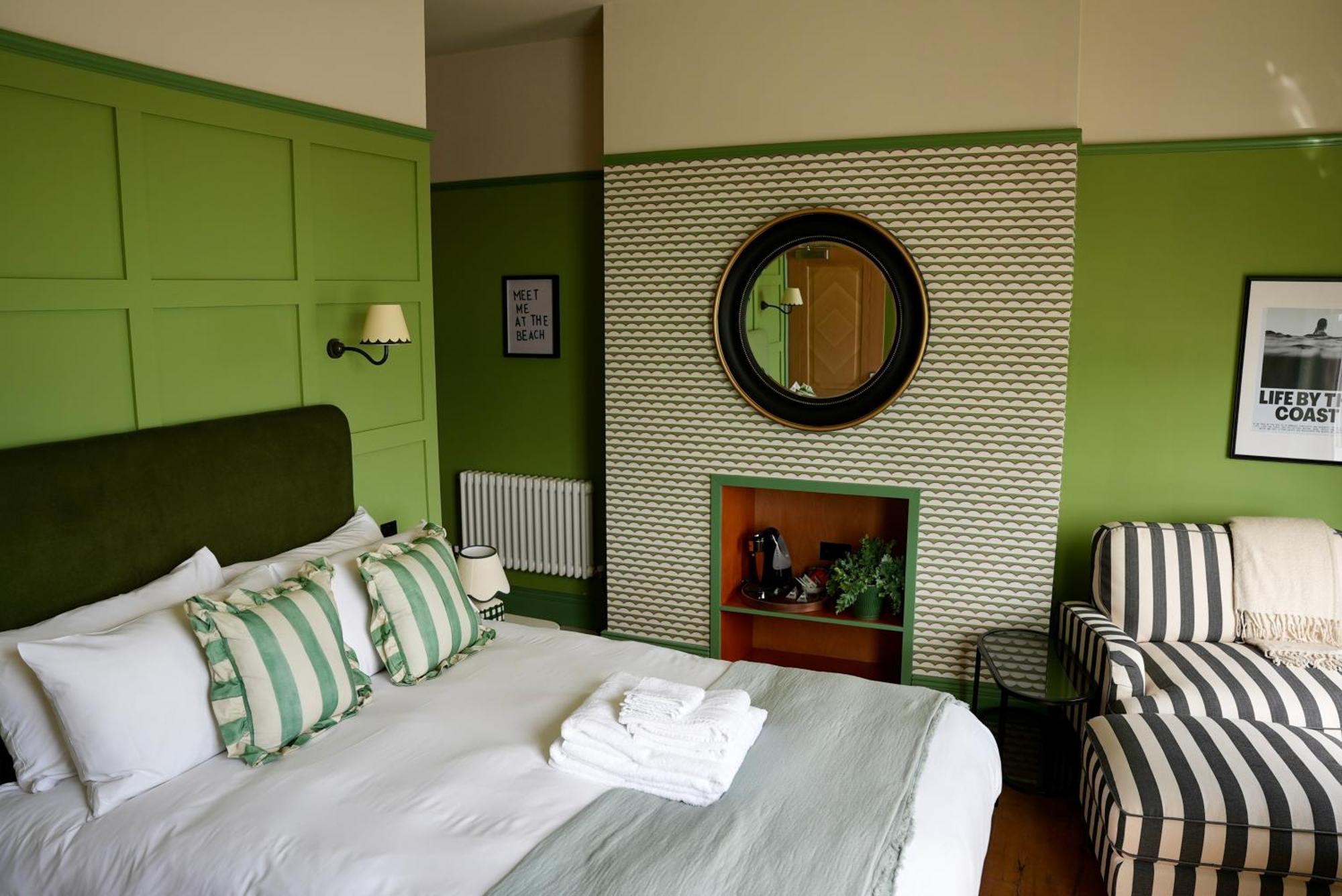 The London & Paris Hotel Folkestone Eksteriør billede